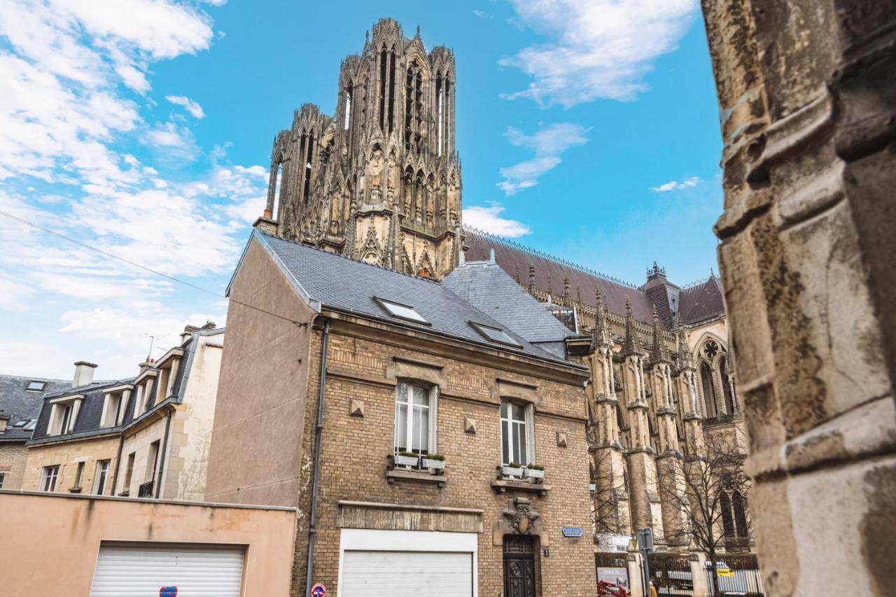 랭스 Tournelles Vue Cathedrale- Maison Climatisee Du Xvie Siecle Classee 아파트 외부 사진